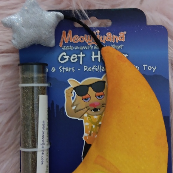 Brand New "MEOWIJUANA RE-FILLABLE CATNIP TOY - Picture 3 of 3